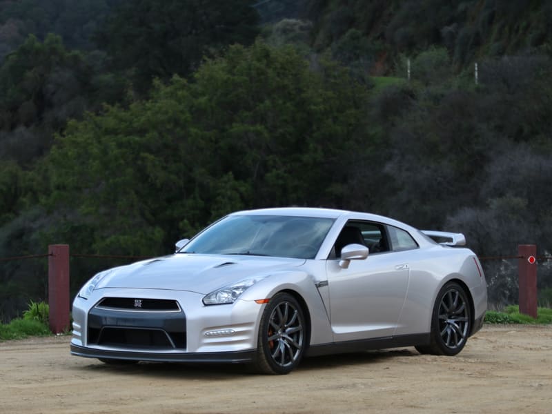 2012 Nissan GT-R, photo 2 of 11